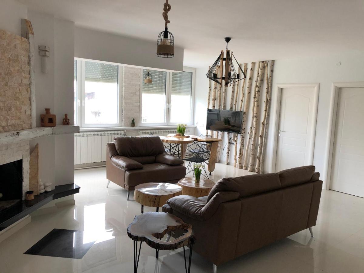 Apartament Artistic Luxury Skopje Zewnętrze zdjęcie